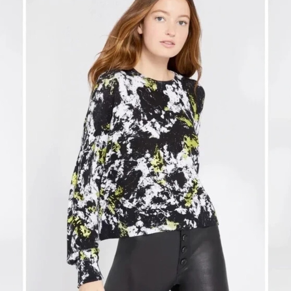 Alice and Olivia Quintin Splatter sweater Medium